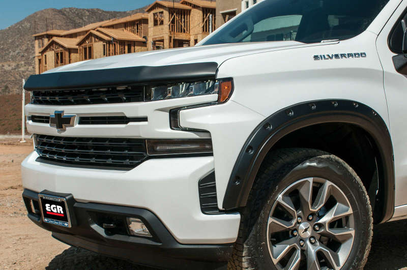 EGR 301691 - EGR301691 - EGR 2019 Chevy 1500 Super Guard Hood Guard - Dark Smoke - Shipped in Europe - Tuningsupply.com