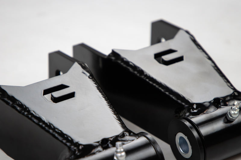 Cognito - COG110-91267 - Cognito 20-25 Chevrolet Silverado 2500 HD 1in Drop Leaf Spring Shackle - Shipped in Europe - Tuningsupply.com