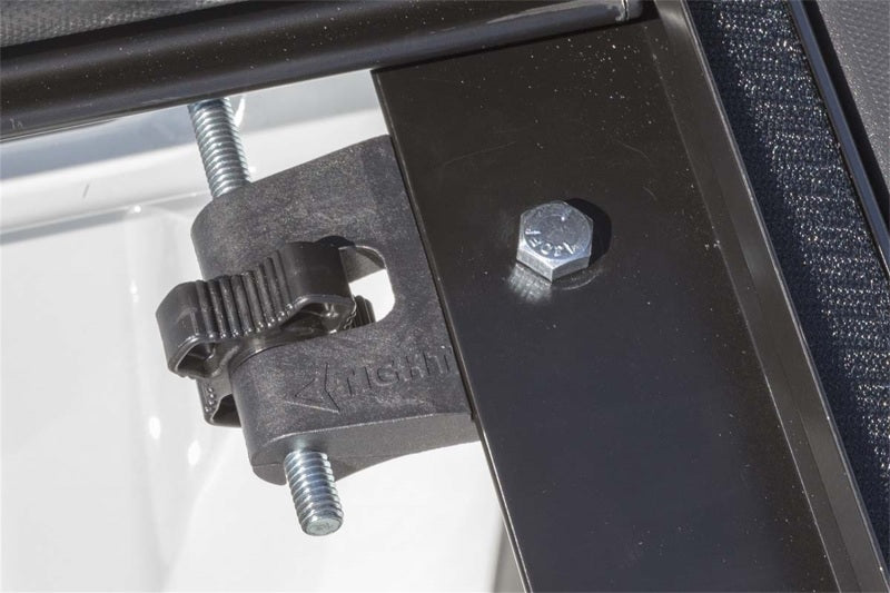 Access 91369 - ACC91369 - Access Vanish 15-19 Ford F-150 5ft 6in Bed Roll-Up Cover - Shipped in Europe - Tuningsupply.com