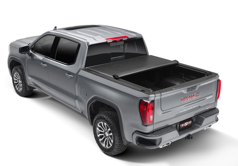 Truxedo 572401 - TRX572401 - Truxedo 19-20 GMC Sierra & Chevrolet Silverado 1500 (New Body) 5ft 8in Lo Pro Bed Cover - Shipped in Europe - Tuningsupply.com