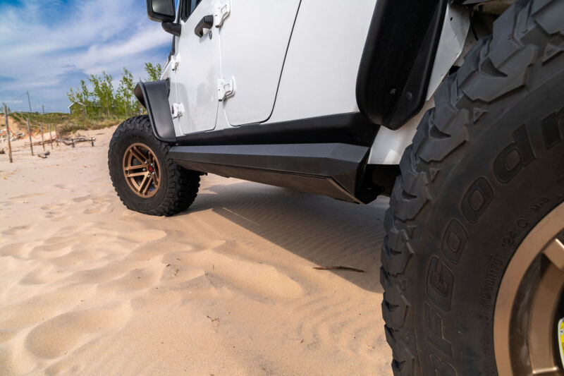 AMP Research - AMP77122-01A - AMP Research 2007-2018 Jeep Wrangler JKU 4DR PowerStep XL - Black (Incl OEM Style Illumination) - Shipped in Europe - Tuningsupply.com