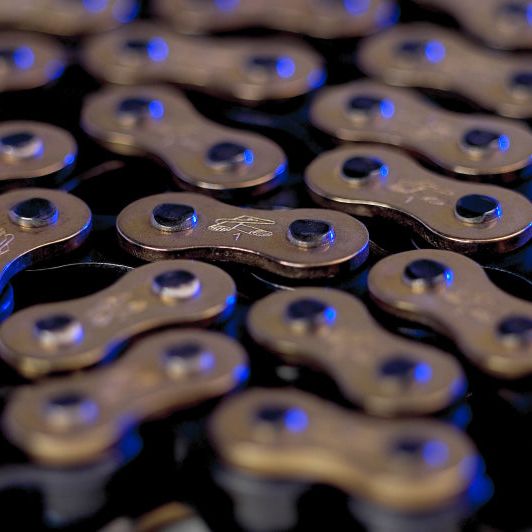 Renthal C277 - RENC277 - Renthal R1 428-140L Works Chain - Shipped in Europe - Tuningsupply.com