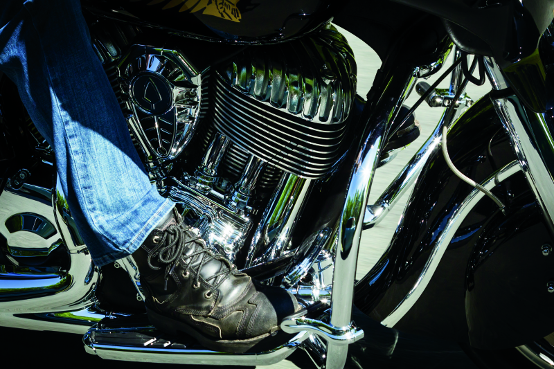 Kuryakyn 7187 - KUR7187 - Kuryakyn Exhaust Port Fillers For Indian Black & Raw - Shipped in Europe - Tuningsupply.com