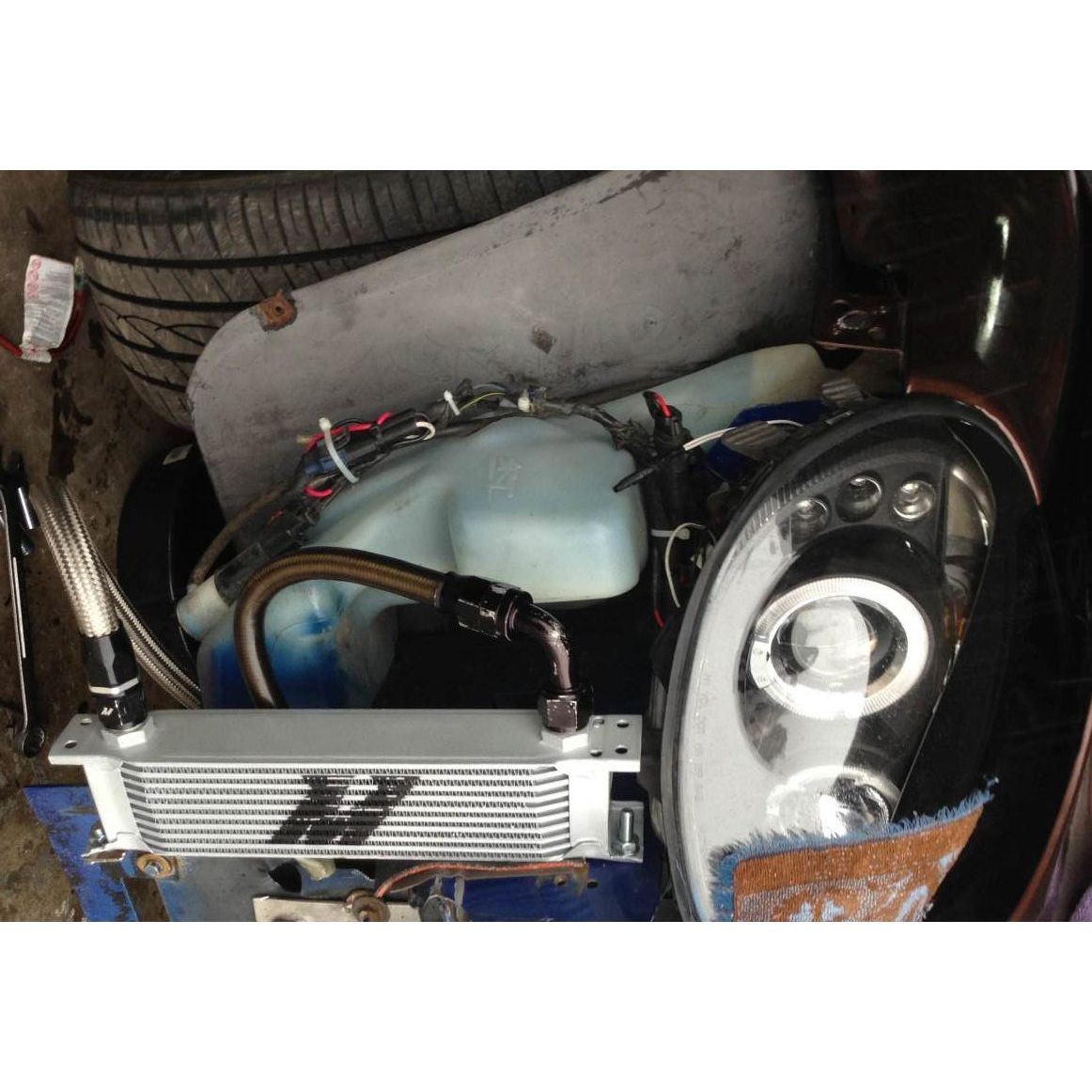 Mishimoto MMOC-10 - MISMMOC-10 - Mishimoto Universal 10 Row Oil Cooler - Shipped in Europe - Tuningsupply.com