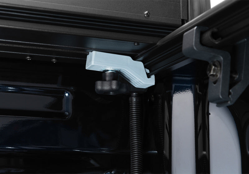 Undercover - UNDAX22029 - UnderCover 2021+ Ford F-150 Crew Cab 5.5ft Armor Flex Bed Cover Cover - Shipped in Europe - Tuningsupply.com