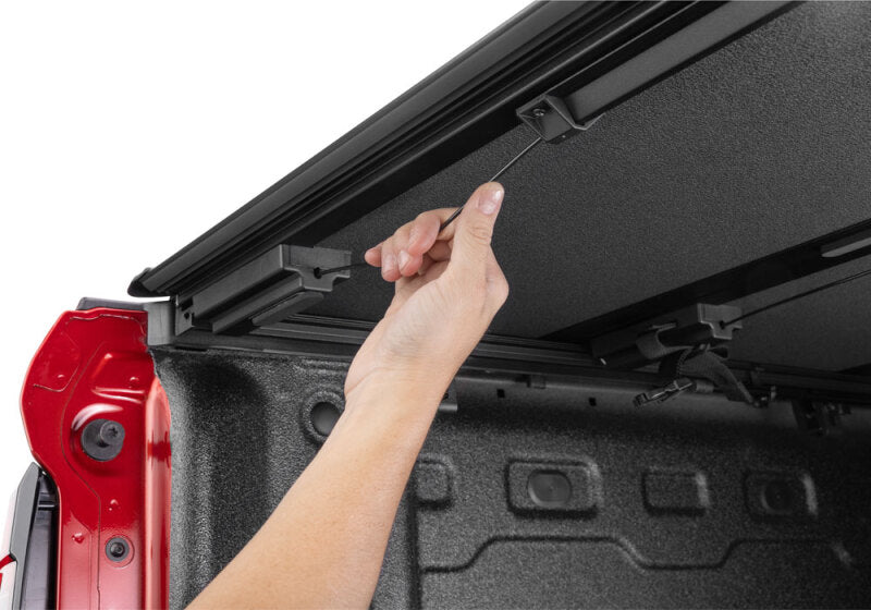 BAK - BAK448426 - BAK 16-20 Toyota Tacoma 5ft Bed BAKFlip MX4 Matte Finish - Shipped in Europe - Tuningsupply.com