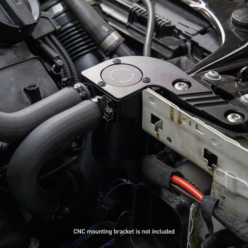 Mishimoto MMBCC-PPTWO - MISMMBCC-PPTWO - Mishimoto Parallel Port Universal Baffled Oil Catch Can - Shipped in Europe - Tuningsupply.com