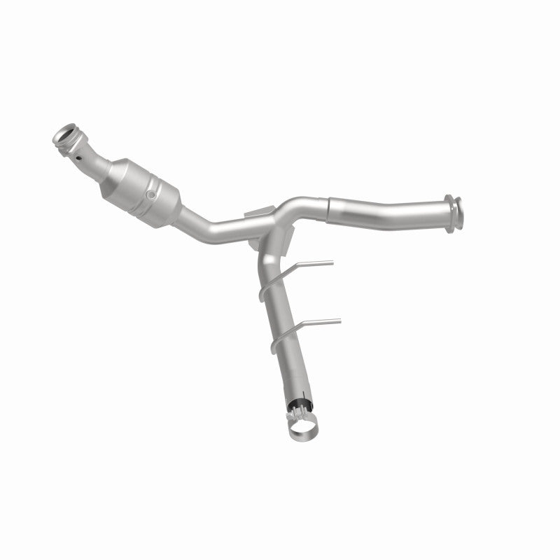 Magnaflow 52139 - MAG52139 - Magnaflow Conv DF 2011-2014 F-150 5.0L Underbody - Shipped in Europe - Tuningsupply.com