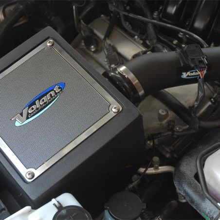 Volant 18740 - VOL18740 - Volant 06-09 Toyota FJ Cruiser 4.0 V6 Pro5 Closed Box Air Intake System - Shipped in Europe - Tuningsupply.com