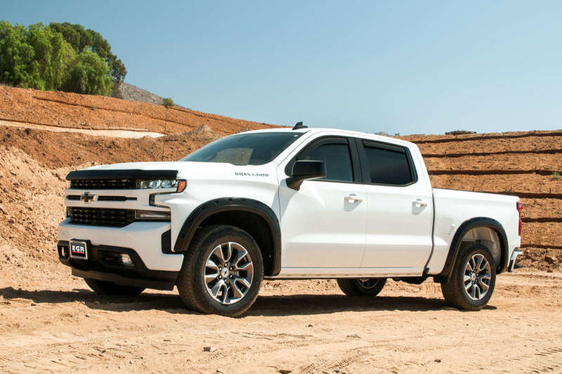 EGR 301695 - EGR301695 - EGR 2019 Chevy 1500 Super Guard Hood Guard - Matte - Shipped in Europe - Tuningsupply.com