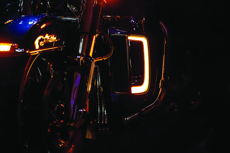 Kuryakyn 5063 - KUR5063 - Kuryakyn Tracer Lower Fairing Grill Chrome - Shipped in Europe - Tuningsupply.com