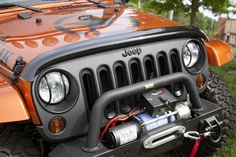 Rugged Ridge 11350.02 - RUG11350.02 - Rugged Ridge Wraparound Bug Deflector Smoke 07-18 Jeep Wrangler - Shipped in Europe - Tuningsupply.com