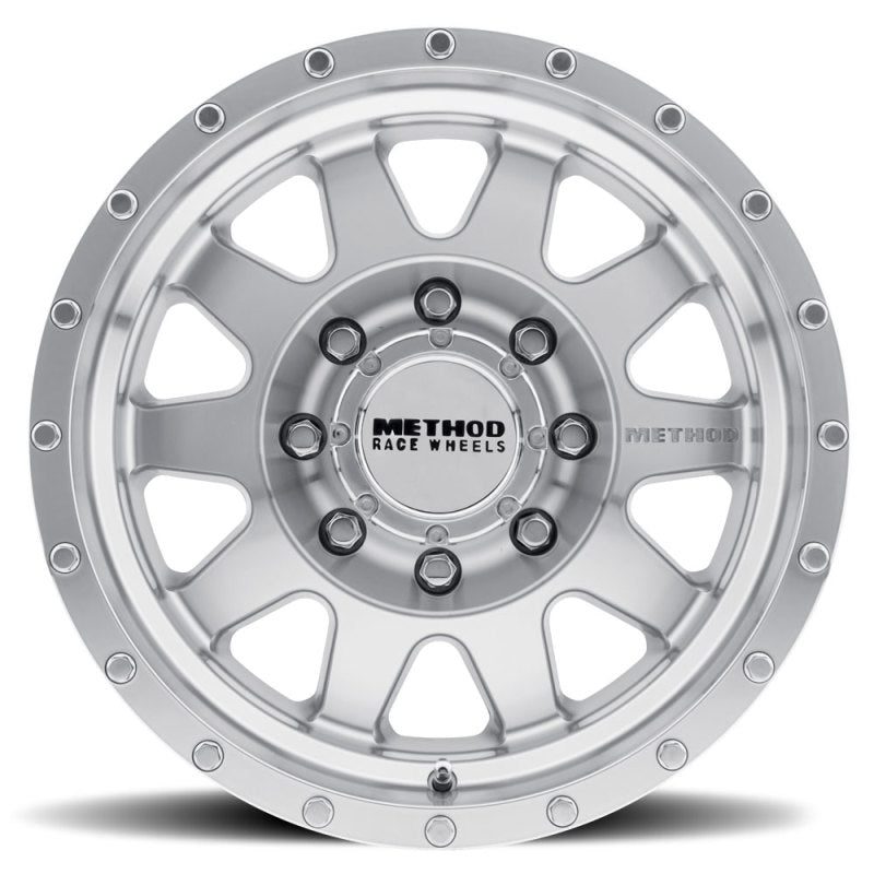 Method Wheels - MRWMR30189087318 - Method MR301 The Standard 18x9 +18mm Offset 8x170 130.81mm CB Machined/Clear Coat Wheel - Shipped in Europe - Tuningsupply.com