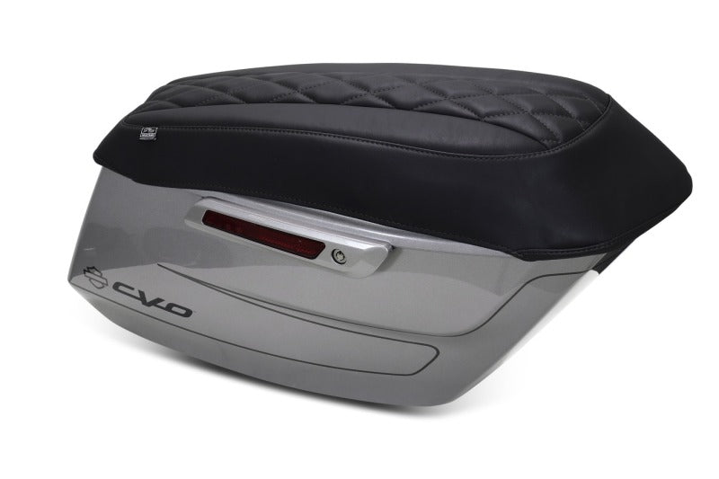 Mustang Motorcycle 88470 - MMP88470 - Mustang 23-25 Harley CVO Road Glide (ST) Deluxe Diamond Saddlebag Lid Covers - Shipped in Europe - Tuningsupply.com