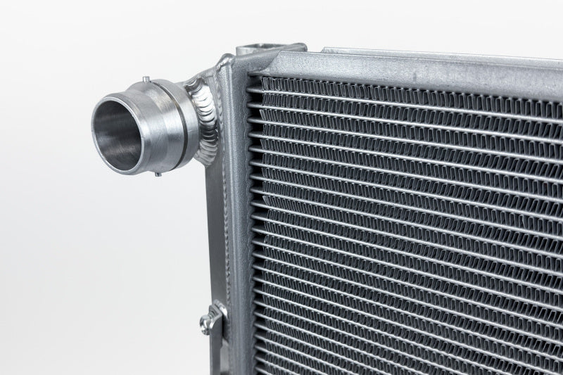 CSF 7227 - CSF7227 - CSF Porsche 955/957 Cayenne / Audi Q7 / VW Touareg Heavy-Duty Performance Radiator - Shipped in Europe - Tuningsupply.com