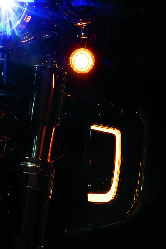 Kuryakyn 5063 - KUR5063 - Kuryakyn Tracer Lower Fairing Grill Chrome - Shipped in Europe - Tuningsupply.com