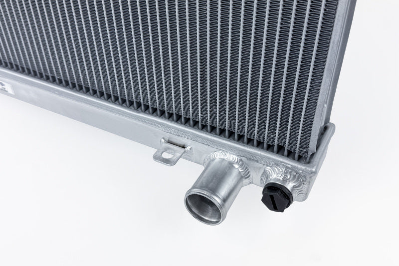 CSF 7230B - CSF7230B - CSF 94-98 Nissan GT-R / GTS R33 High-Performance All-Aluminum Radiator - Black - Shipped in Europe - Tuningsupply.com
