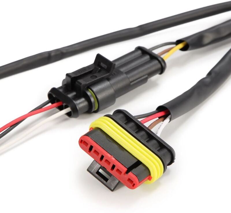 AlphaRex 640093 - ARX640093 - AlphaRex 13-18 Ram 1500/2500 w/Stock LED Tail Lights to AlphaRex LUXX-Series Tail Lights Converters - Shipped in Europe - Tuningsupply.com