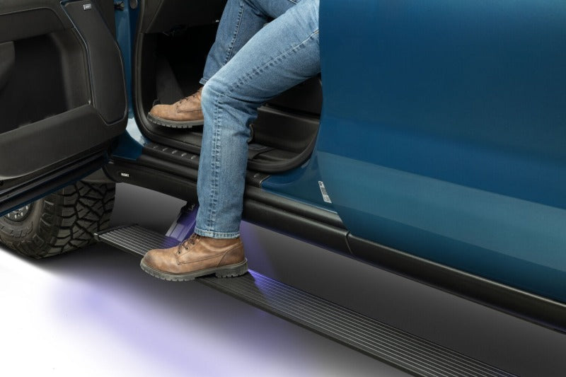 AMP Research 78255-01A - AMP78255-01A - AMP Research 22-23 Chevy/GMC Silverado/Sierra 1500 & 2024 2500/3500HD Double/CC PowerStep Xtreme - Shipped in Europe - Tuningsupply.com