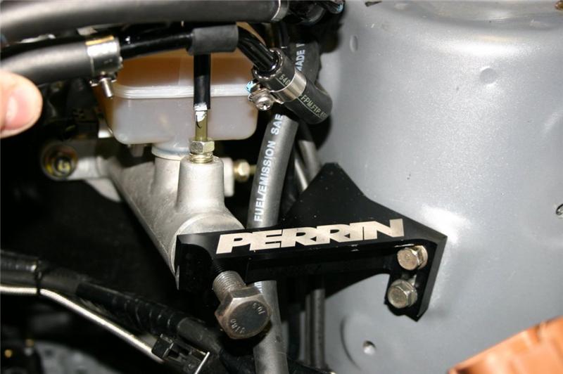Perrin Performance PSP-BRK-400 - PERPSP-BRK-400 - PERRIN 02-07 Subaru WRX/STi / 04-07 Forester XT Master Cyllinder Support Bracket - Black - Shipped in Europe - Tuningsupply.com