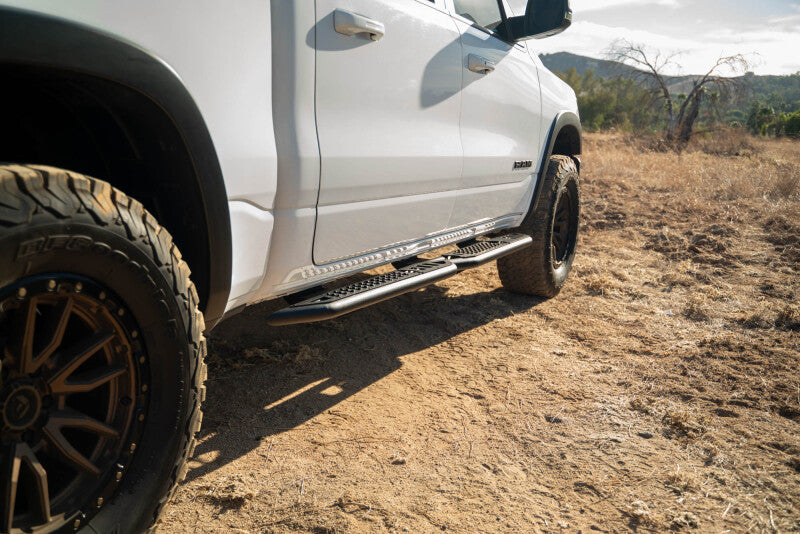 DV8 Offroad SRDR1-01 - DVESRDR1-01 - DV8 Offroad 19-25 RAM 1500 Crew Cab OE Plus Side Steps - Black Steel - Shipped in Europe - Tuningsupply.com