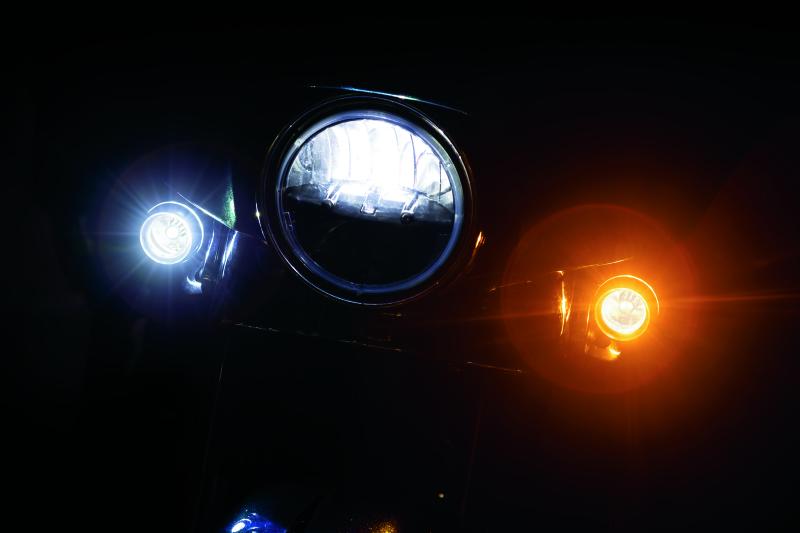 Kuryakyn 2865 - KUR2865 - Kuryakyn L.E.D. Bulb 1157 White/Amber - Shipped in Europe - Tuningsupply.com