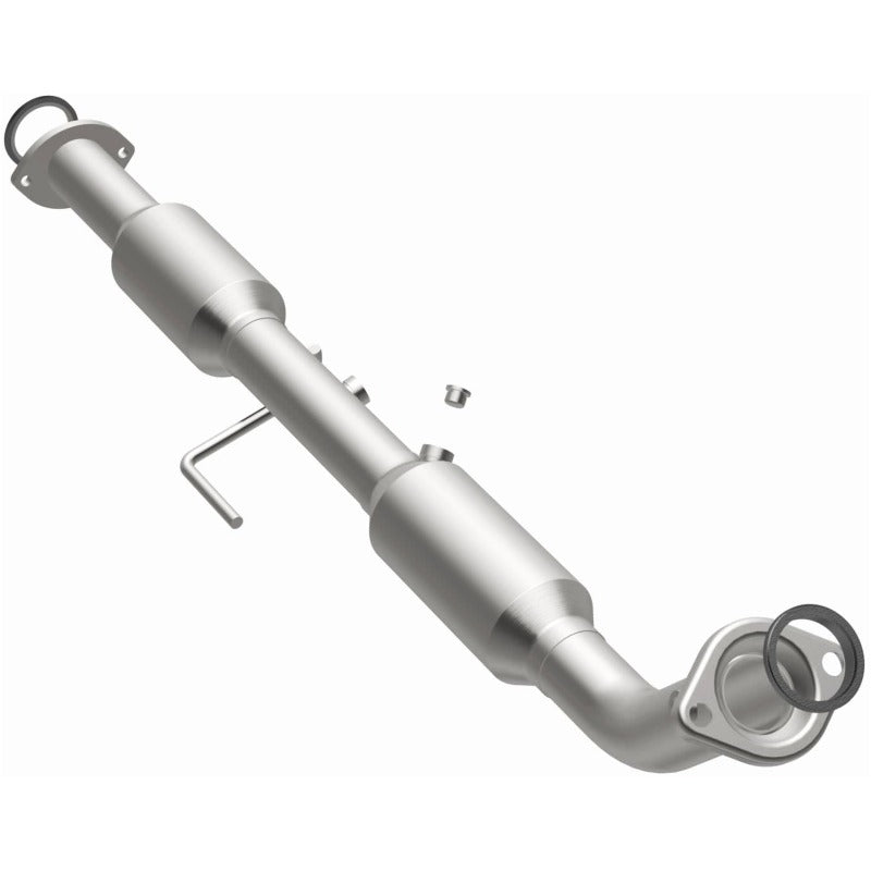 Magnaflow 24487 - MAG24487 - MagnaFlow Conv DF 05-08 Tacoma 2.7 Rear - Shipped in Europe - Tuningsupply.com
