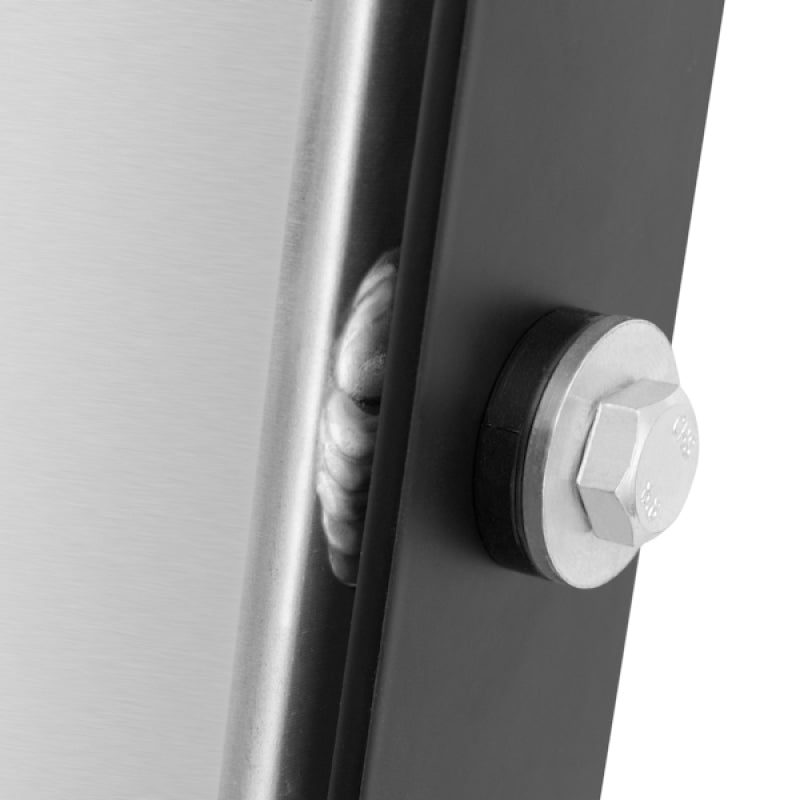 Mishimoto MMRAD-MUS-97BA - MISMMRAD-MUS-97BA - Mishimoto 97-04 Ford Mustang w/ Stabilizer System Automatic Aluminum Radiator - Shipped in Europe - Tuningsupply.com