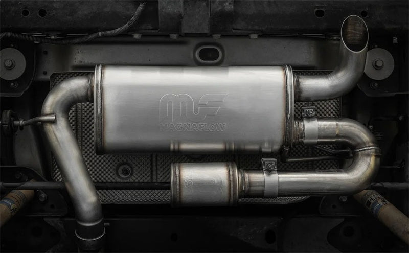 Magnaflow 19668 - MAG19668 - MagnaFlow 07-18 Jeep Wrangler JK Overland Series Axle-Back Exhaust System - Shipped in Europe - Tuningsupply.com