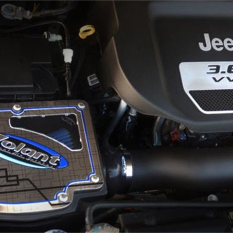 Volant 17636 - VOL17636 - Volant 12-18 Jeep Wrangler 3.6L V6 Pro5 Closed Box Air Intake System - Shipped in Europe - Tuningsupply.com