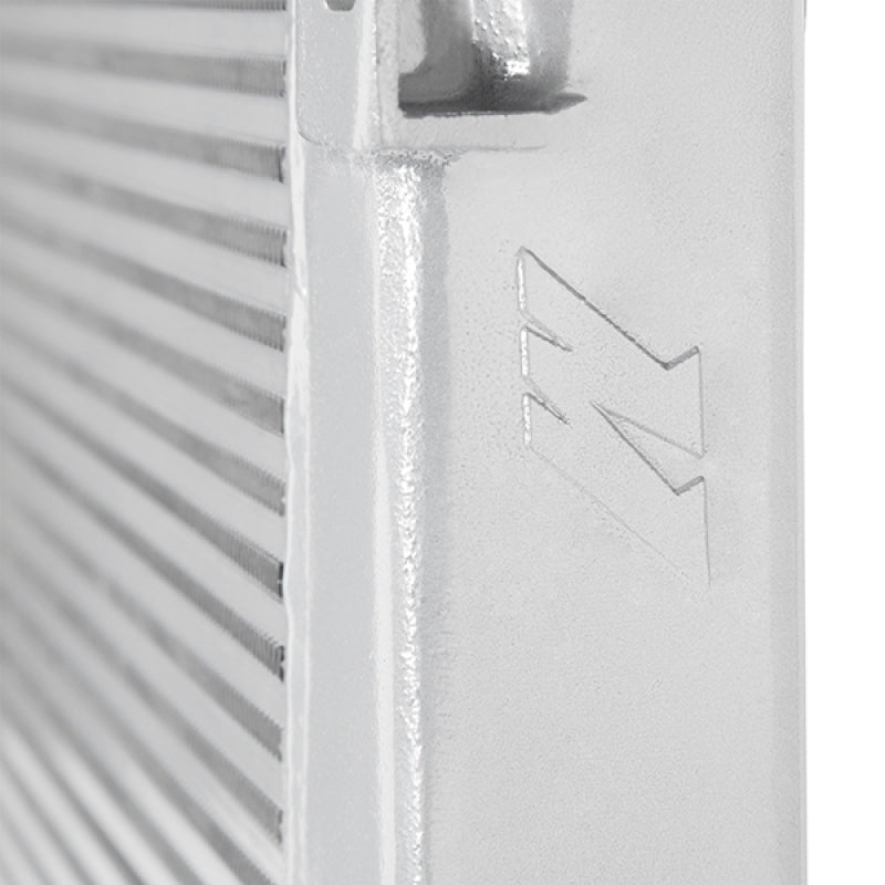 Mishimoto MMINT-DMAX-11SL - MISMMINT-DMAX-11SL - Mishimoto 11+ Chevrolet/GMC Duramax Intercooler (Silver) - Shipped in Europe - Tuningsupply.com