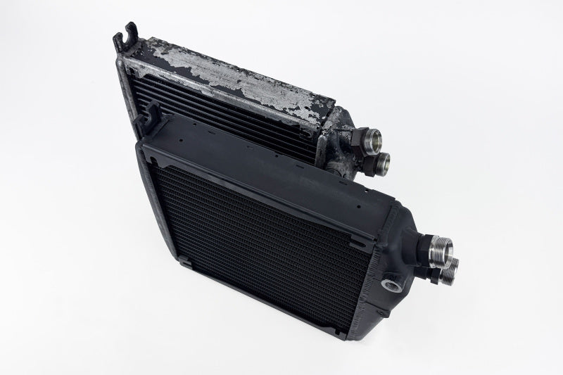 CSF 8334 - CSF8334 - CSF Porsche 964/993 OEM+ Performance Fender Oil Cooler - Shipped in Europe - Tuningsupply.com