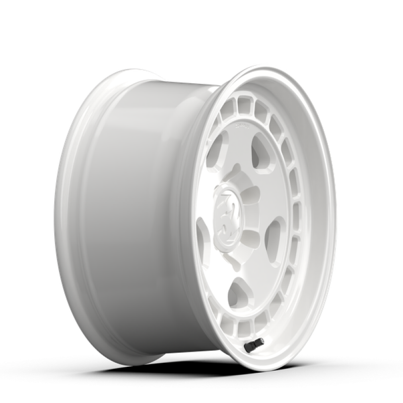fifteen52 THCCW-78557-00 - FFTTHCCW-78557-00 - fifteen52 Turbomac HD Classic 17x8.5 / 5x127 BP / 0 ET / 71.5mm CB / 4.75in BS / Classic White Wheel - Shipped in Europe - Tuningsupply.com