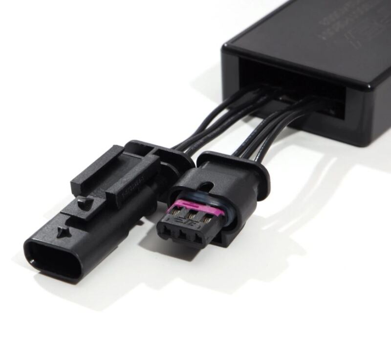 AlphaRex 210081 - ARX210081 - AlphaRex 17-23 Tesla Model 3/Y Stock Reflector Headlights to ARX Fog Lights Decoder Wiring Adapter - Shipped in Europe - Tuningsupply.com