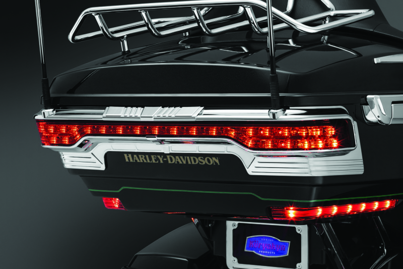 Kuryakyn 6910 - KUR6910 - Kuryakyn Tri-Line Accent For Rear Tour-Pak Light Chrome - Shipped in Europe - Tuningsupply.com