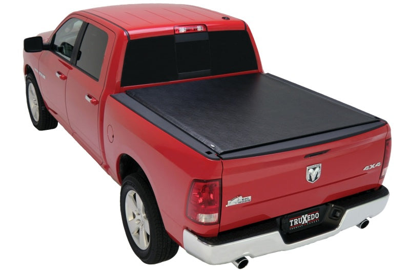 Truxedo 545901 - TRX545901 - Truxedo 09-18 Ram 1500 & 19-20 Ram 1500 Classic 5ft 7in Lo Pro Bed Cover - Shipped in Europe - Tuningsupply.com