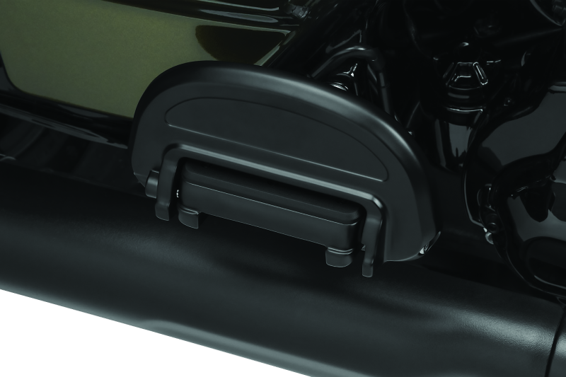 Kuryakyn 7046 - KUR7046 - Kuryakyn Heavy Industry Passenger Floorboard Without Adapter Black - Shipped in Europe - Tuningsupply.com