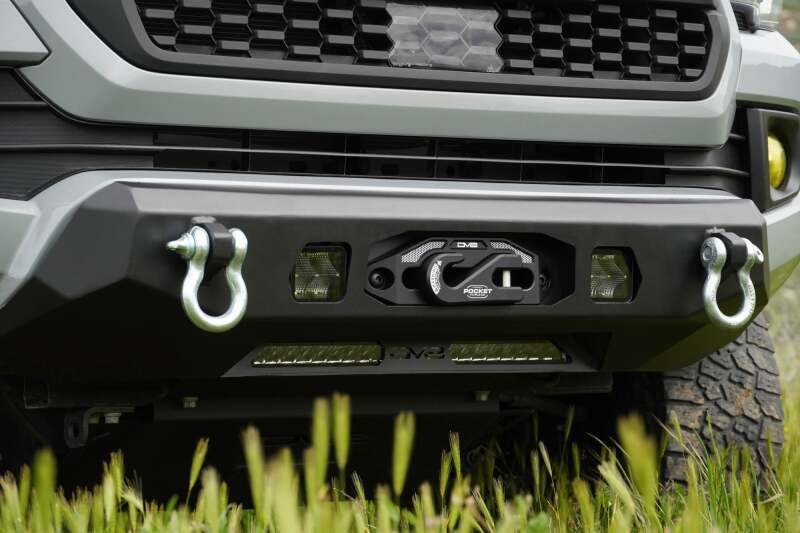 DV8 Offroad FBTT1-06 - DVEFBTT1-06 - DV8 16-23 Toyota Tacoma Center Mount Winch Front Bumper - Shipped in Europe - Tuningsupply.com