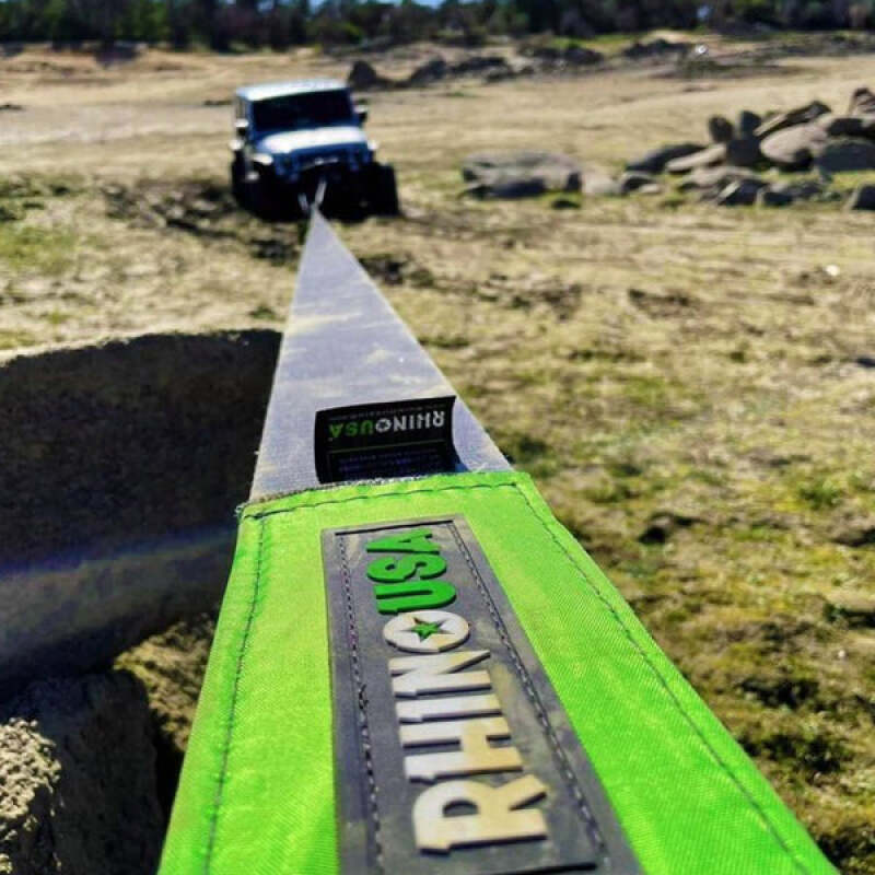 Rhino USA RG-TS4X30-GRN - RSARG-TS4X30-GRN - Rhino USA Recovery Tow Strap 4Inx30Ft (Green) - Shipped in Europe - Tuningsupply.com