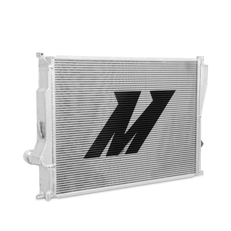 Mishimoto MMRAD-E46-01 - MISMMRAD-E46-01 - Mishimoto 01-06 BMW M3 3.2L Performance Aluminum Radiator - Shipped in Europe - Tuningsupply.com