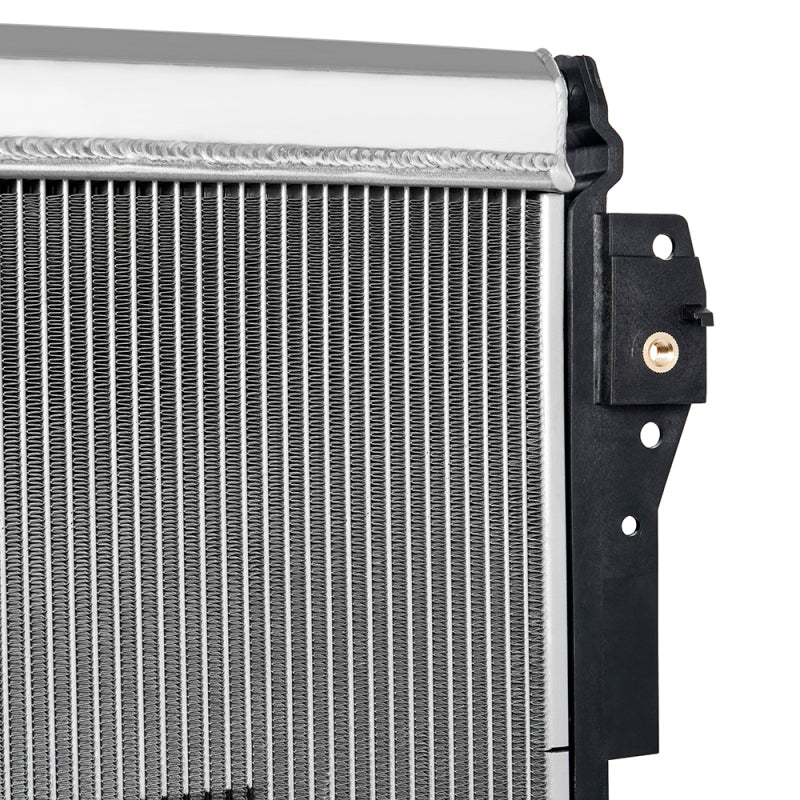 Mishimoto MMRAD-TUN-07 - MISMMRAD-TUN-07 - Mishimoto 2007+ Toyota Tundra 4.6/4.7/5.7L Performance Aluminum Radiator - Shipped in Europe - Tuningsupply.com
