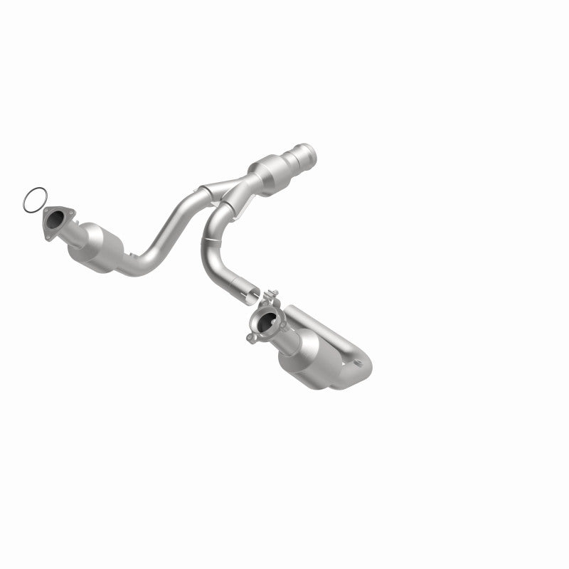 Magnaflow 52617 - MAG52617 - MagnaFlow Direct Fit Catalytic Converter 2015 GMC Yukon XL V8 6.2L - Shipped in Europe - Tuningsupply.com