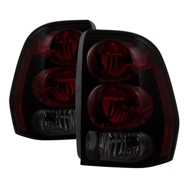 SPYDER 9029806 - SPY9029806 - xTune Chevy Trailblazer 02-09 w/ Circuit Board Model Tail Lights Red Smoked ALT-JH-CTB02-OE-RSM - Shipped in Europe - Tuningsupply.com