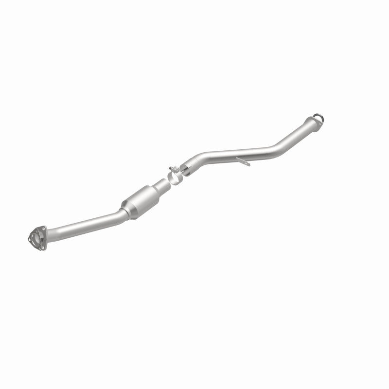 Magnaflow 21-217 - MAG21-217 - MagnaFlow Direct Fit Catalytic Converter 2014-2015 Forester H4 2.5 OEM Underbody - Shipped in Europe - Tuningsupply.com