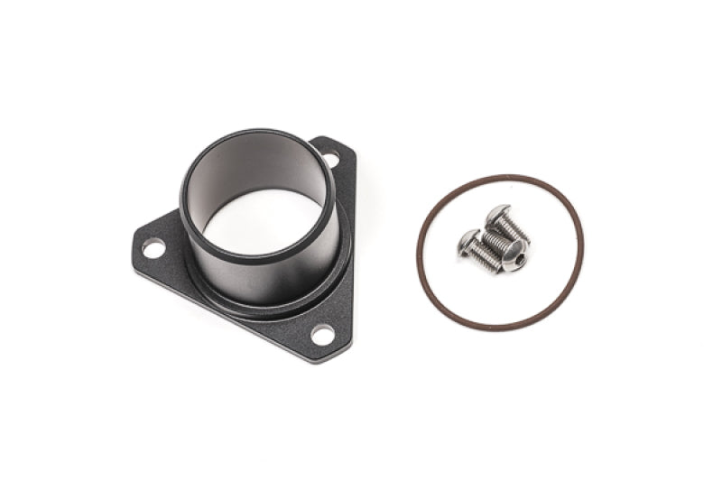 Radium Engineering 20-1027 - RAD20-1027 - Radium Engineering FCST-X 3-Bolt Remote Mount Fill Neck - Straight - w/ 1.5in Barb - Shipped in Europe - Tuningsupply.com