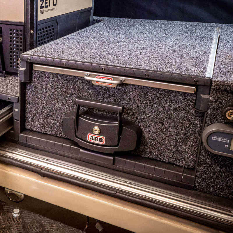 ARB RDTAB1355 - ARBRDTAB1355 - ARB R/Draw Table Stainless Steel 304Ss Suit Rd1355/945 Drawers - Shipped in Europe - Tuningsupply.com