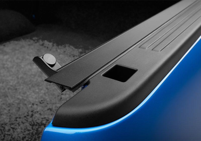 BAK - BAK80227RB - BAK 19-21 Dodge Ram w/ Ram Box Revolver X4s 5.7ft Bed Cover (New Body Style 1500 Only) - Shipped in Europe - Tuningsupply.com