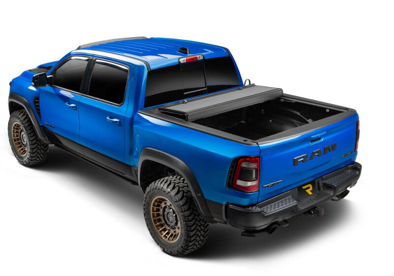 Extang 80832 - EXT80832 - Extang 2024 Toyota Tacoma 5ft Bed Endure ALX - Shipped in Europe - Tuningsupply.com