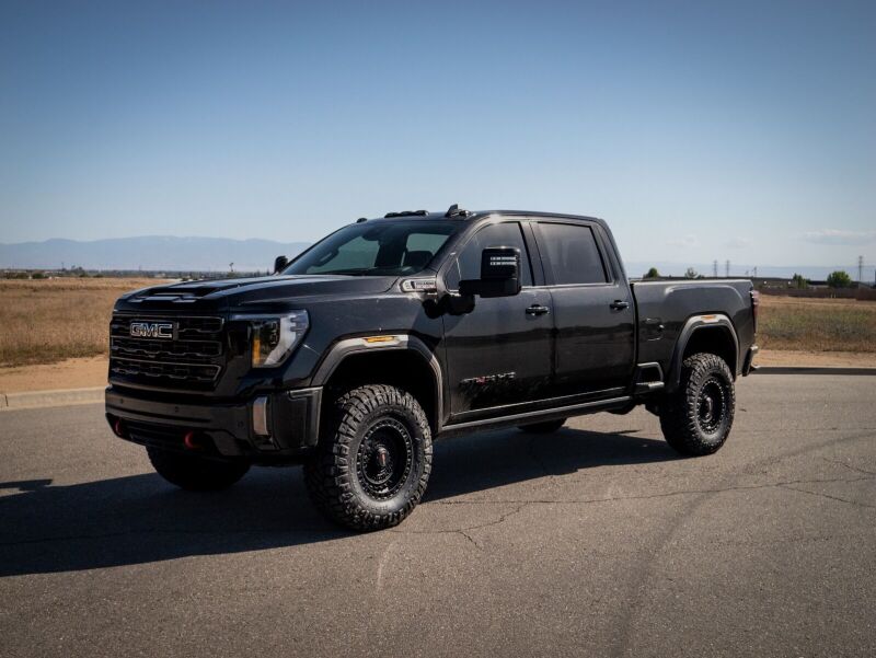 Cognito 110-91252 - COG110-91252 - Cognito 24-25 Chevy/GMC Silverado/Sierra 2500 SM Series Upper Control Arm Kit - Shipped in Europe - Tuningsupply.com