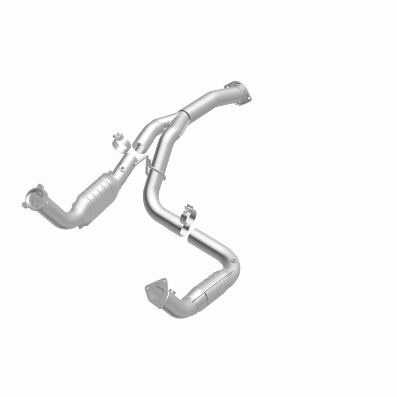 Magnaflow 21-252 - MAG21-252 - MagnaFlow Conv Direct Fit 11-16 Chevrolet Silverado 2500HD/3500HD / GMC Sierra 2500HD/3500HD - Shipped in Europe - Tuningsupply.com